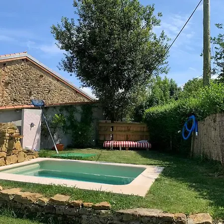 בית נופש Minicasa La Molina קומיאס